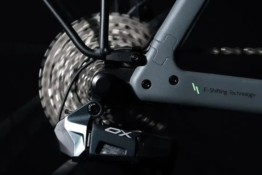 This e-bike learns from the rider and shifts smoothly and automatically thanks to AI