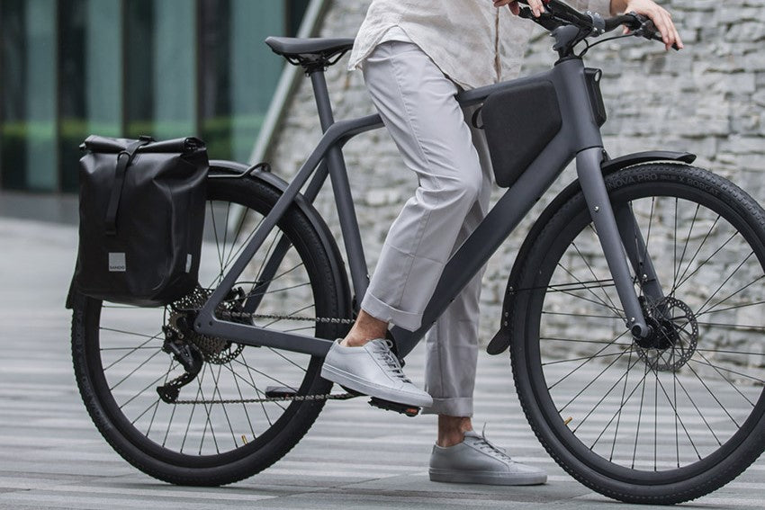 Hybrid e-bikes: Everything you need to know (2024)