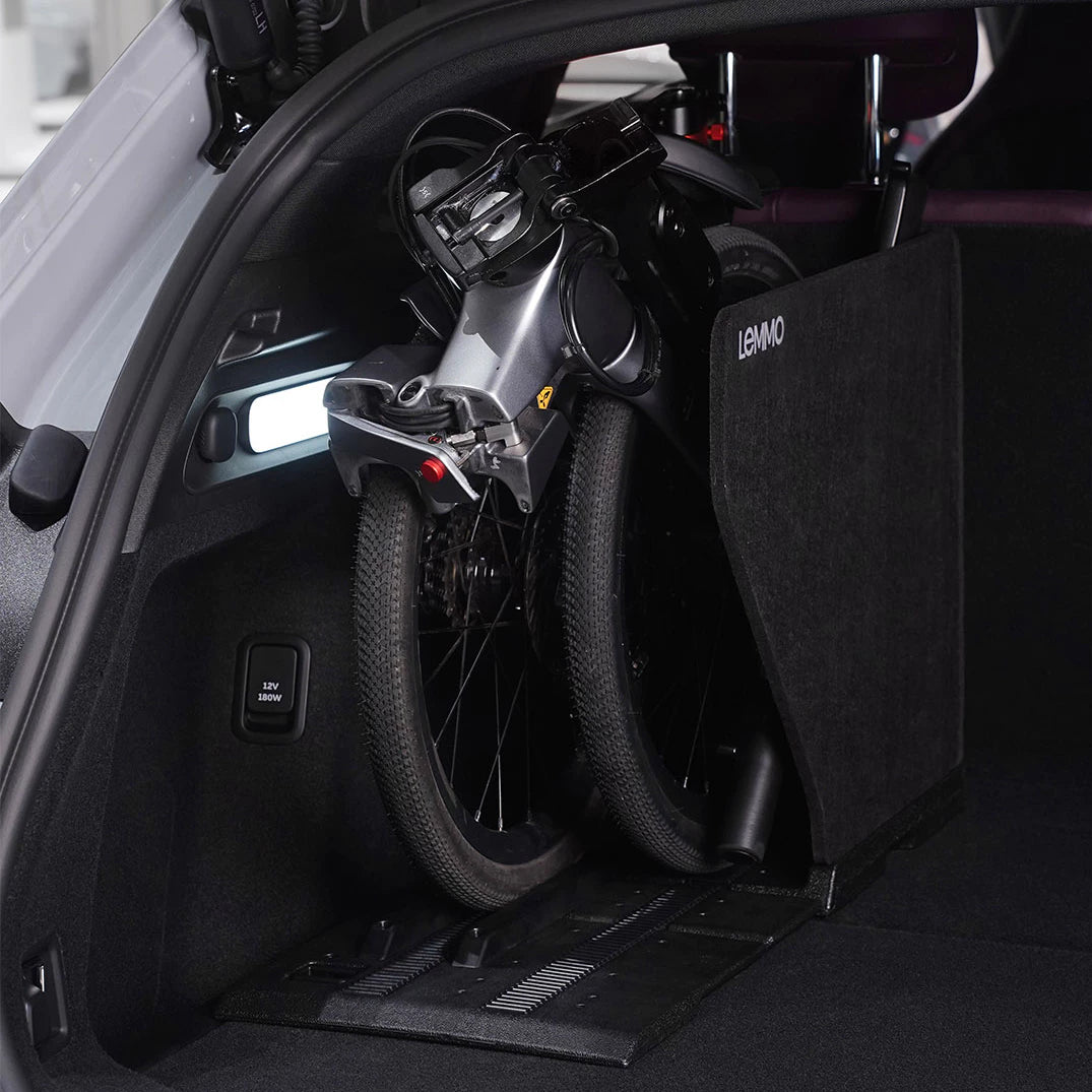 Lemmo Zero Car Boot Holder